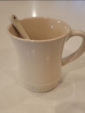 Le Creuset DUNE new Retired Tea Mug With Cafe Spoon